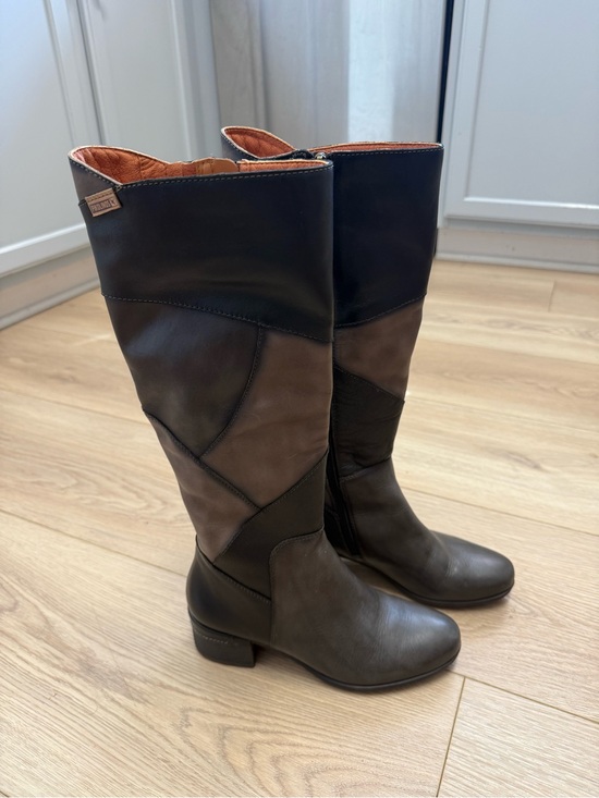 PIKOLINOS Shoes - Pikolinos Málaga (model W6W-9841C1), a knee-high women's leather boot size 5